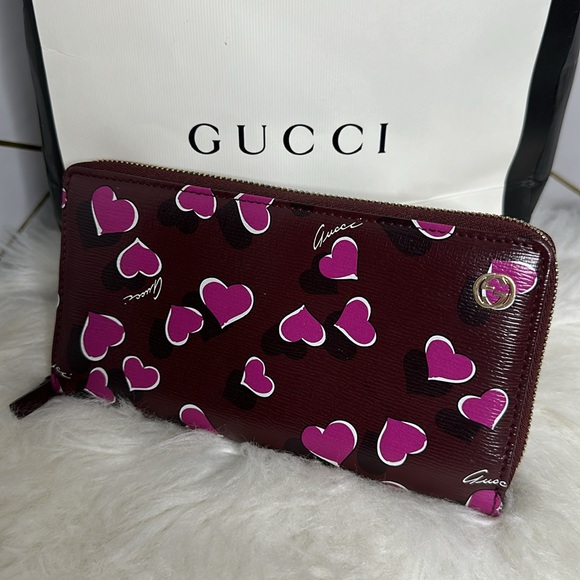 💯Authentic Gucci Heart Prints Long Wallet 🍀 - Picture 11 of 12